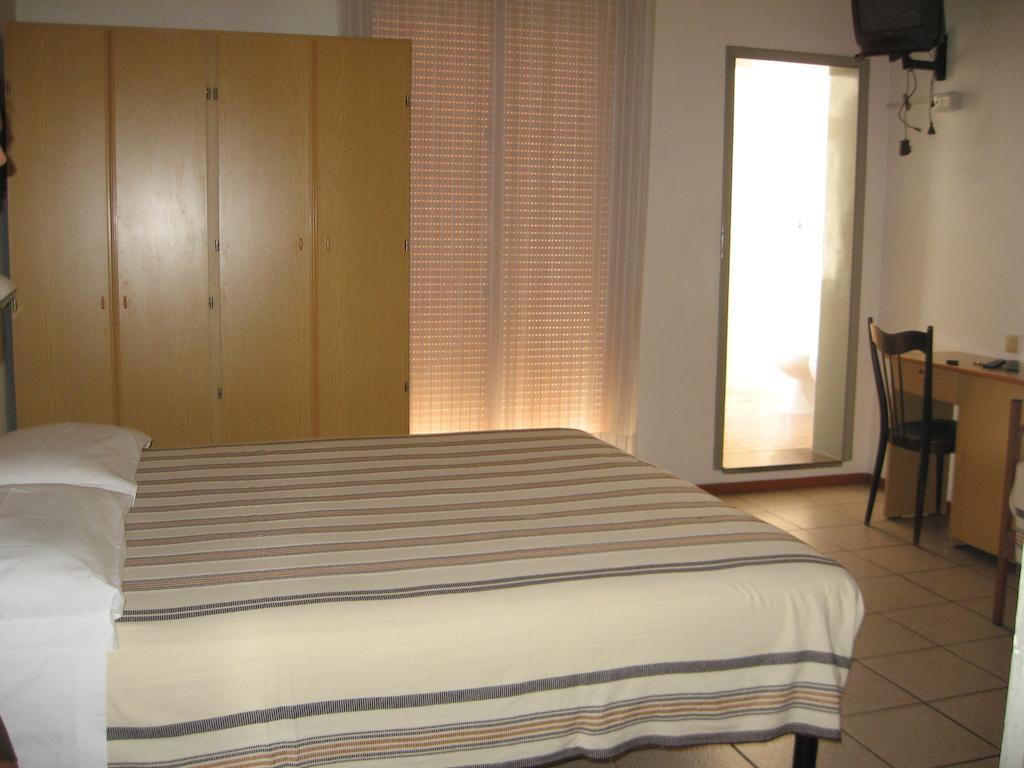 Hotel Eleonora Rimini Quarto foto