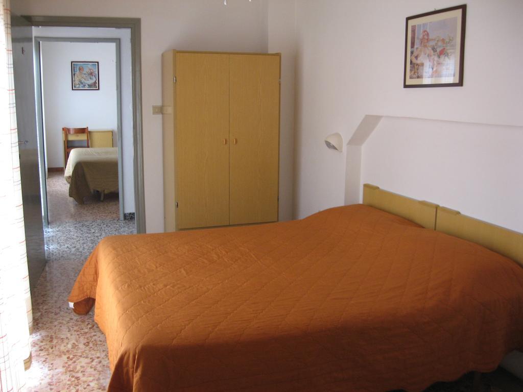 Hotel Eleonora Rimini Quarto foto